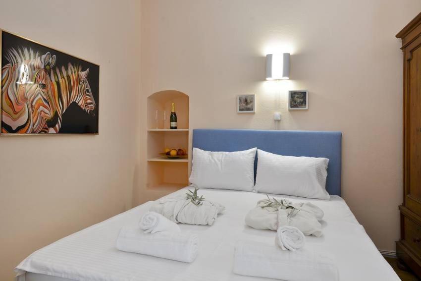 Wishing Well Apartment, Old Town Apartment