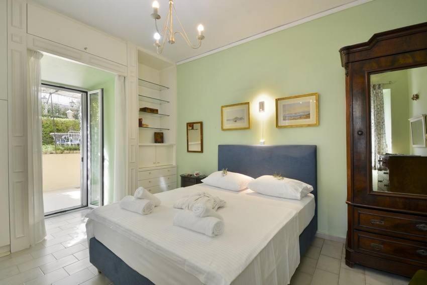 Wishing Well Apartment, Old Town