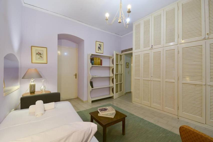 Wishing Well Apartment, Old Town Apartment