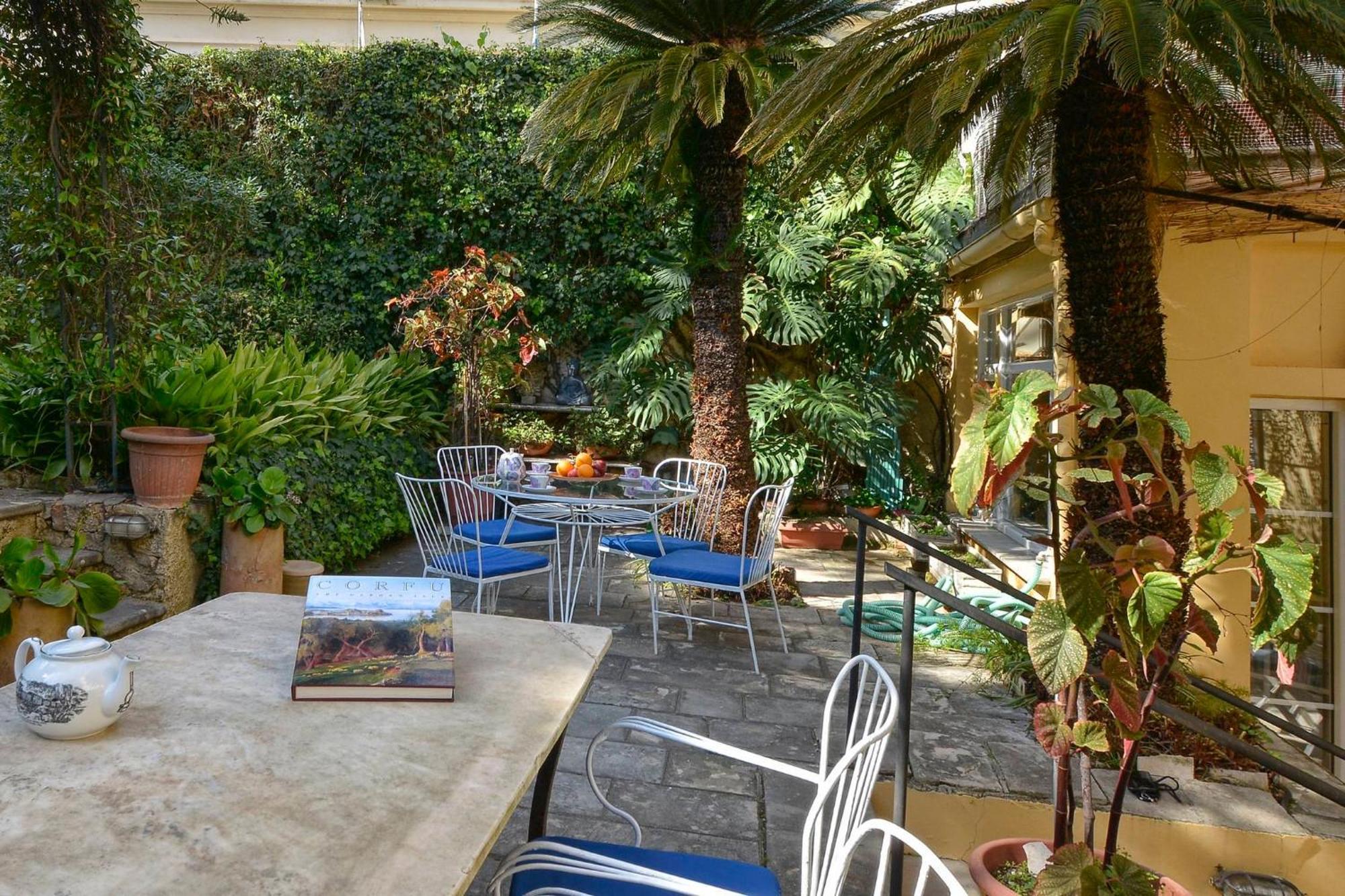 Wishing Well Apartment, Old Town Apartment
